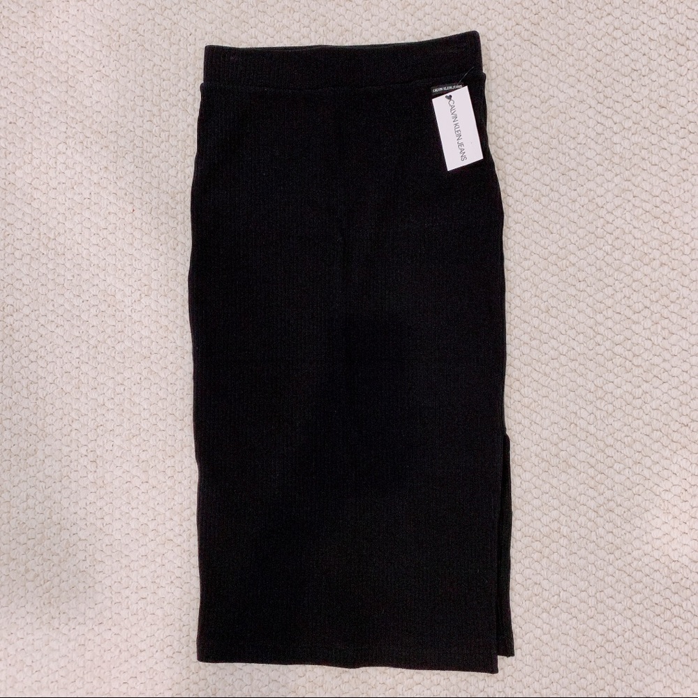 Calvin Klein ribbed slit pencil skirt